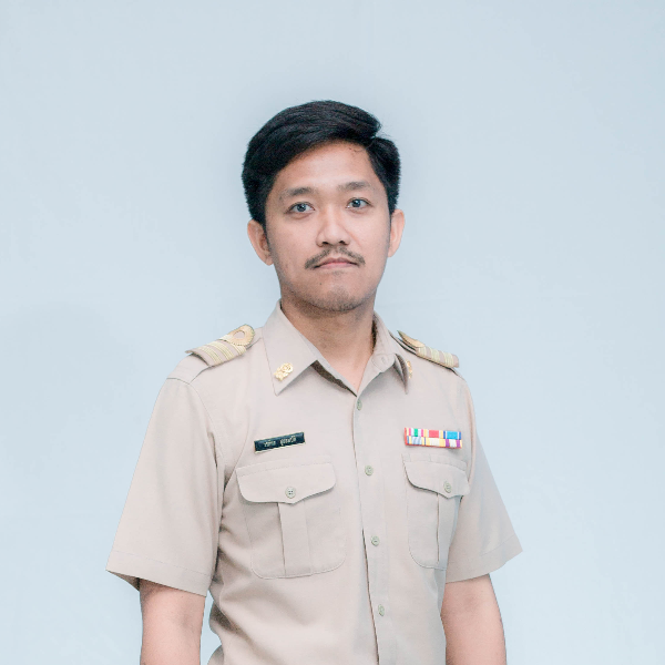 นาย วรภัทร สุขสมบัติ