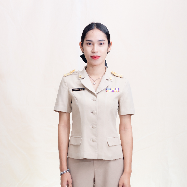 นาย สกลวรรธน์ อู่เหล็ก